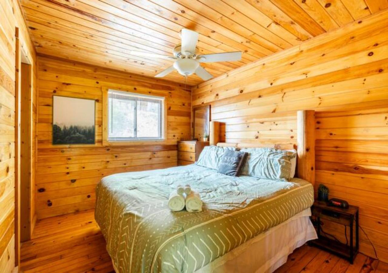 Lazy Bear Cabin Near Nantahala Outdoor Center And Bryson City Exterior photo